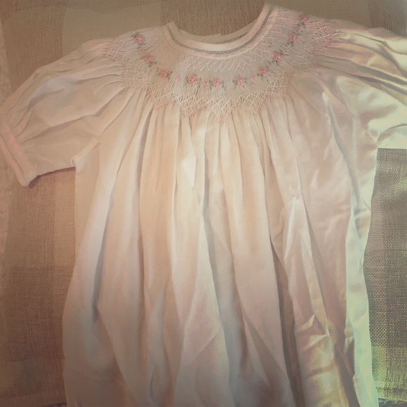 Feltman Bros Other - Feltman Bros White Smocked Dress, Size 6 Months